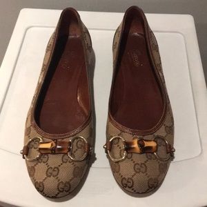 Gucci flats